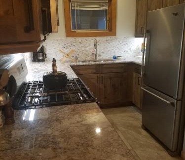 Central Vermont- Killington Casa | Ski In/Out Trailside Townhome