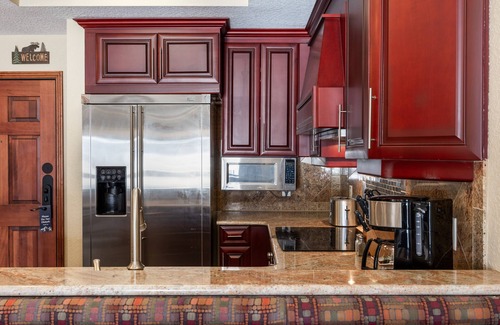 Pineridge Condominio | Ski In/Out Westgate Resort- 1 BR, Resort Amenities, Shopping and Restaurants!