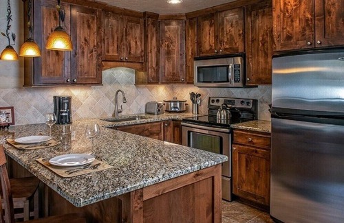 Breckenridge Complejo | SKI IN/SKI OUT at Breckenridge peak 7 base. 2 bedrm/2 bath. 2/11/23 to 2/18/23