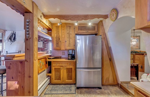 Eden Chalet De Esquí | Ski In/Ski Out Authentic German Bavarian Chalet