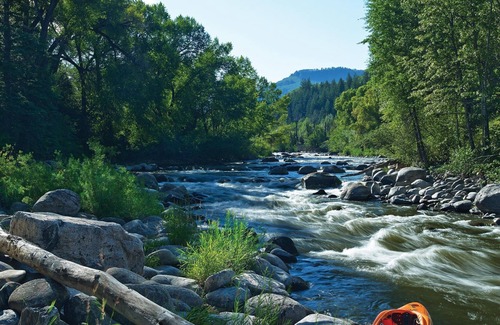 Avon Complejo | Ski-In/Ski-Out Base of Riverfront Express Gondola +Premium Amenities, 1-Bedroom