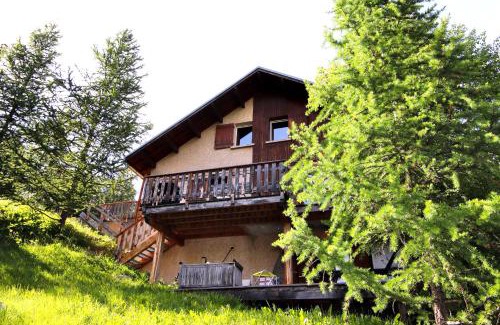 Les Claux Chalet De Esquí | Ski-in/Ski-out Chalet, Quiet Location, and Jacuzzi