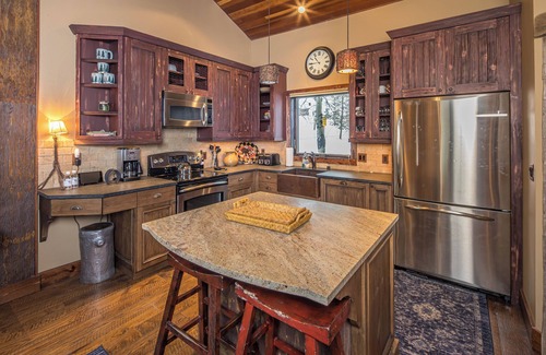 Big Horn Casa | Ski-in/Ski-out condo just steps to the Bear Back Poma Lift | Big Horn Ski-in/Ski-out
