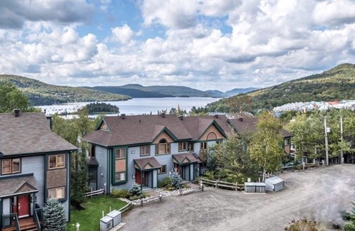 Mont-Tremblant Chalet De Esquí | Ski-In/Ski Out in the Heart of Tremblant