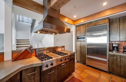 Salt Lake Mountain Resorts Casa | Ski in/ski out to Alta in this bright, breathtaking new home that sleeps 12 with fireplace!