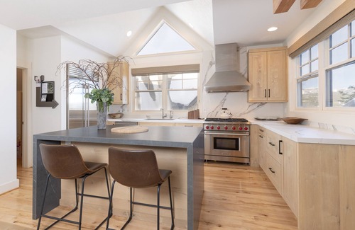 Saddle Ridge Casa | Ski-in/Ski-out w/Private Hot Tub in Moonlight Basin| Saddle Ridge - Mountain Modern Chalet