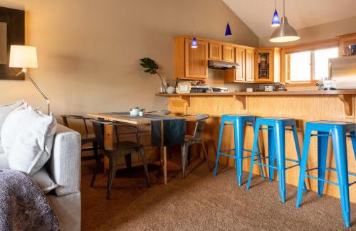 Crested Butte Casa | SKI IN, WALK OUT! The perfect mountain retreat!