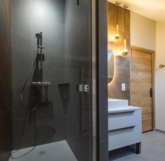Orelle Apartamento | Ski in winter bike in summer 24 guests