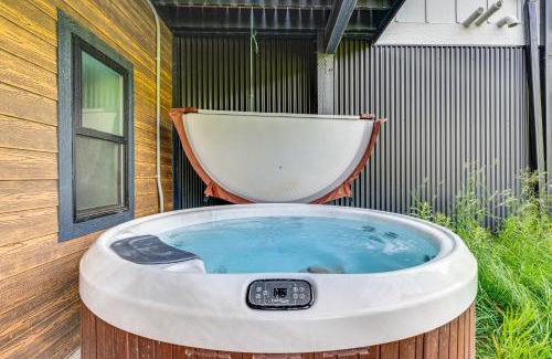 Old Town Casa | Ski-InandSki-Out Gemini Lift Access! Home with Hot Tub