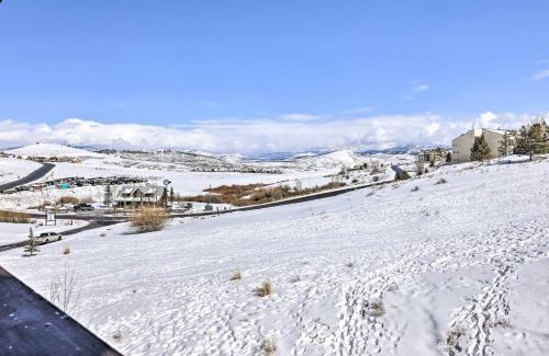 Silvercreek Apartamento | Ski-InandSki-Out Granby Base Camp Escape with Balcony