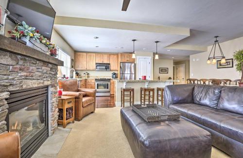 Silvercreek Apartamento | Ski-InandSki-Out Granby Base Camp Escape with Balcony