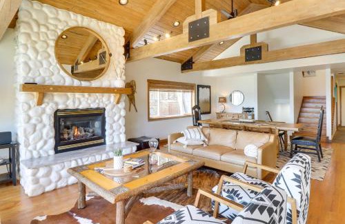 Whitefish Casa | Ski-InandSki-Out Whitefish Duplex with Hot Tub!