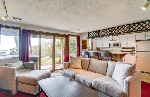 Wintergreen Apartamento | Ski-InandSki-Out Wintergreen Resort Condo and Hot Tub!