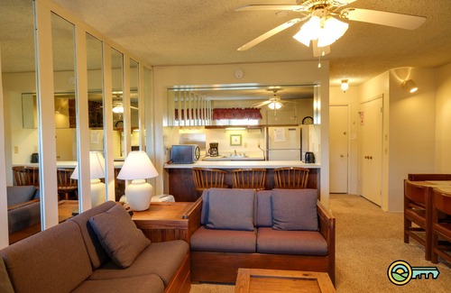 Mount Jackson Condominio | Ski/MTB/Golf Condo (#107) - Walk out to ski slopes & mountain bike park!