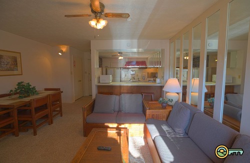 Mount Jackson Condominio | Ski/MTB/Golf Condo (#128) - Slope side | Wonderful mountain & golf course views!