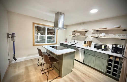 Pittsfield Casa | Ski/MTB Sleeps 20 home w/ mountain views near Killington/Woodstock. Rent 2 units