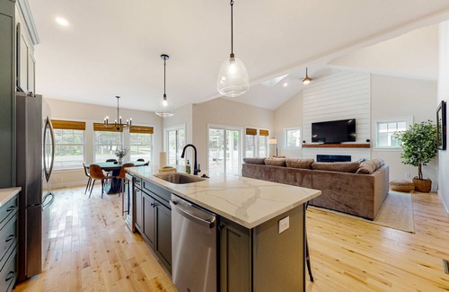 Waterville Valley Casa | Ski & mtn-view townhouse with grill, pools, tennis, shuttle, fireplace, & gym