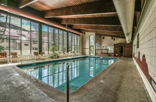 Mountain House Casa | Ski Run 501 by SummitCove Lodging