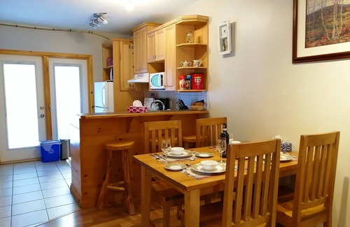 Harvie Heights Casa | 🇨🇦Ski Season! Mountain View 2-Storey Townhouse🇨🇦