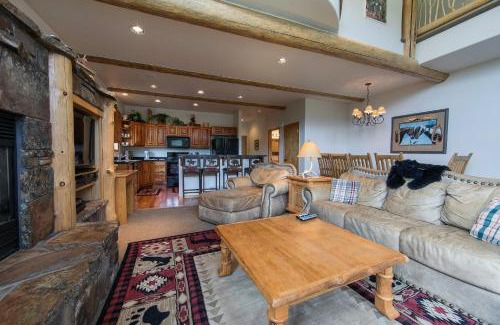Whitefish Casa | Ski Slopes and Scenic Views