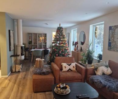 Trondheim Casa | Ski-VM i Trondheim 2025, house with 5 big bedrooms