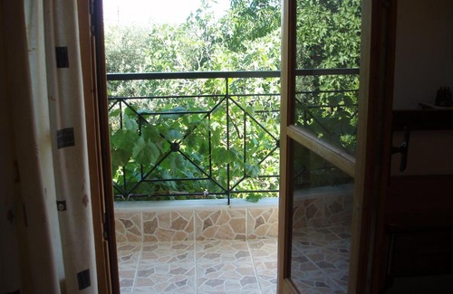 Skiathos Town Hotel | skiathos studios HL