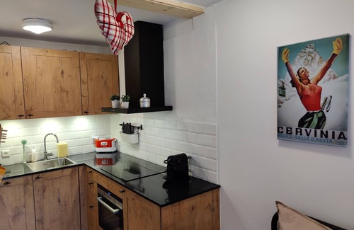 Cervinia Apartamento | Skichalet Cervinia Ski-in-ski-out 3 Apt. Sanny+elena+bassi 12-18 Pers. Wifi