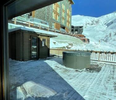 Cervinia Chalet De Esquí | Skiing Resort In The Italian Alps, Chalet Cervinia