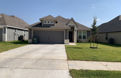 College Station Casa | Skip the gameday/ graduation gridlock