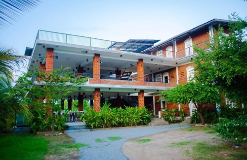 Kataragama Hotel | Sky 14 Safari Resort