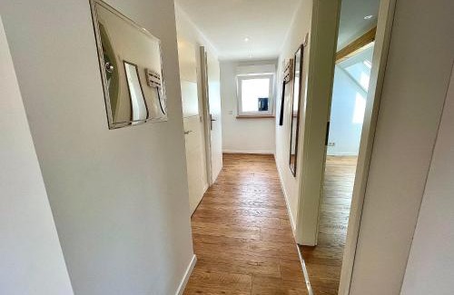 Kaimt Apartamento | Sky Apartment, Sauna, Blick zur Mosel, großer Balkon, Kaffeemaschine, Smart TV