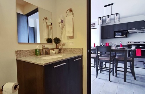 Antiguo Cuscatlan Apartamento | Sky Flat 2Brm@Avitat Link w/Pool