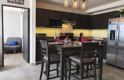 Antiguo Cuscatlan Apartamento | Sky Flat 2Brm@Avitat Link w/Pool