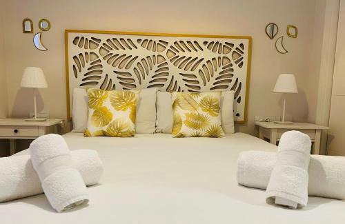 Hacienda Bizcochero Apartamento | Sky Garden & seasonal pool views by ELE Apartments