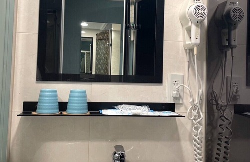 Ximending Hotel | Sky Gate Hotel