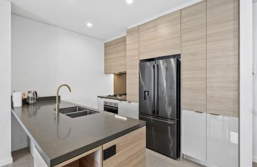 Surfers Paradise Apartamento | Sky-High Villa with Wide Ocean Views - Pet Friendly