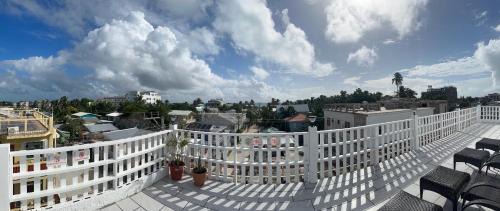 Cayo Corker Hotel | SKY INN