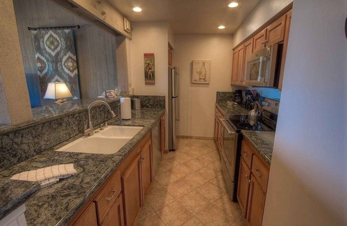 South Lake Tahoe Condominio | Sky Lake Splendor 5 Bedroom Condo by RedAwning
