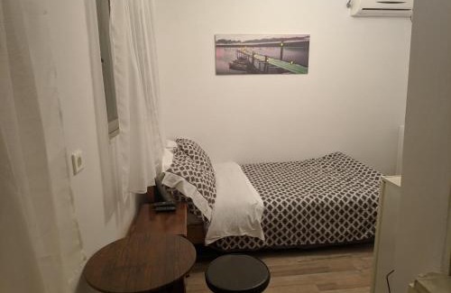 Aigio Apartamento | Sky line center city F