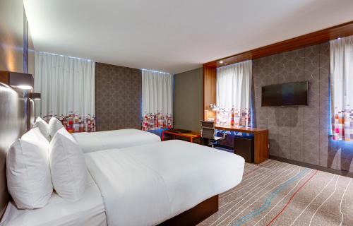 Pechers'kyi District Hotel | Sky Loft Hotel Kyiv by Rixwell International
