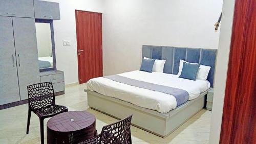 Auraiya Hotel | Sky Palace Hotel