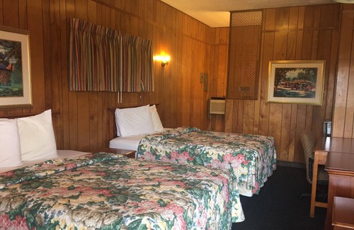 El Dorado Casa | Sky-Palace Inn and Suites El Dorado - 2 Double Bed Smoking