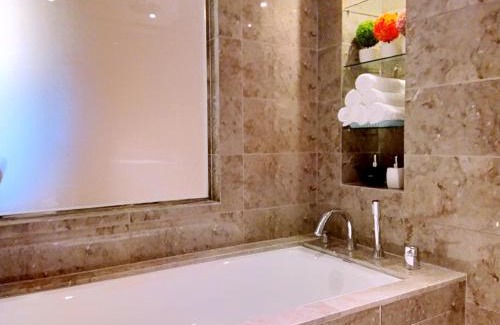 Sri Hartamas Apartamento | SKY POOL Designer Suite 2-7Pax at KL City