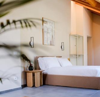 Tirano Apartamento | Sky Room Square View - Bernina Experience