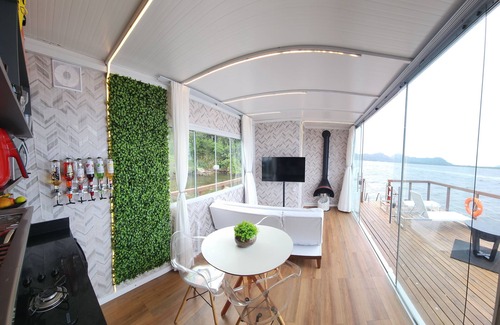 Florianopolis Alquiler De Eote | SKY SUMMER HOUSE BOAT