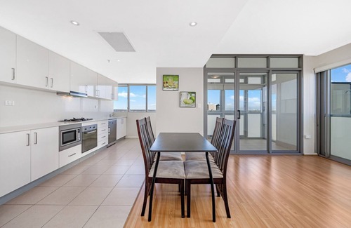 Burwood Apartamento | Sky view 2B with free parking