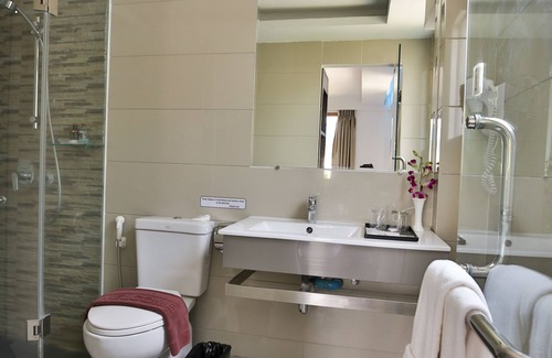 Bahan Hotel | Sky View Hotel Yangon