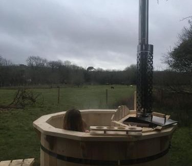 Redruth Chalet De Esquí | Sky View Shepherd's Huts with Woodburning Hot Tub
