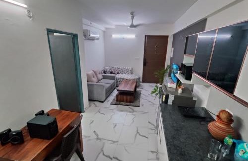 Gurugram Apartamento | Sky View - The Studio Home