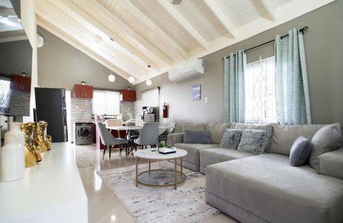 St.Bran's Burg Casa | Sky View Villas @ Edmund Ridge Estate
